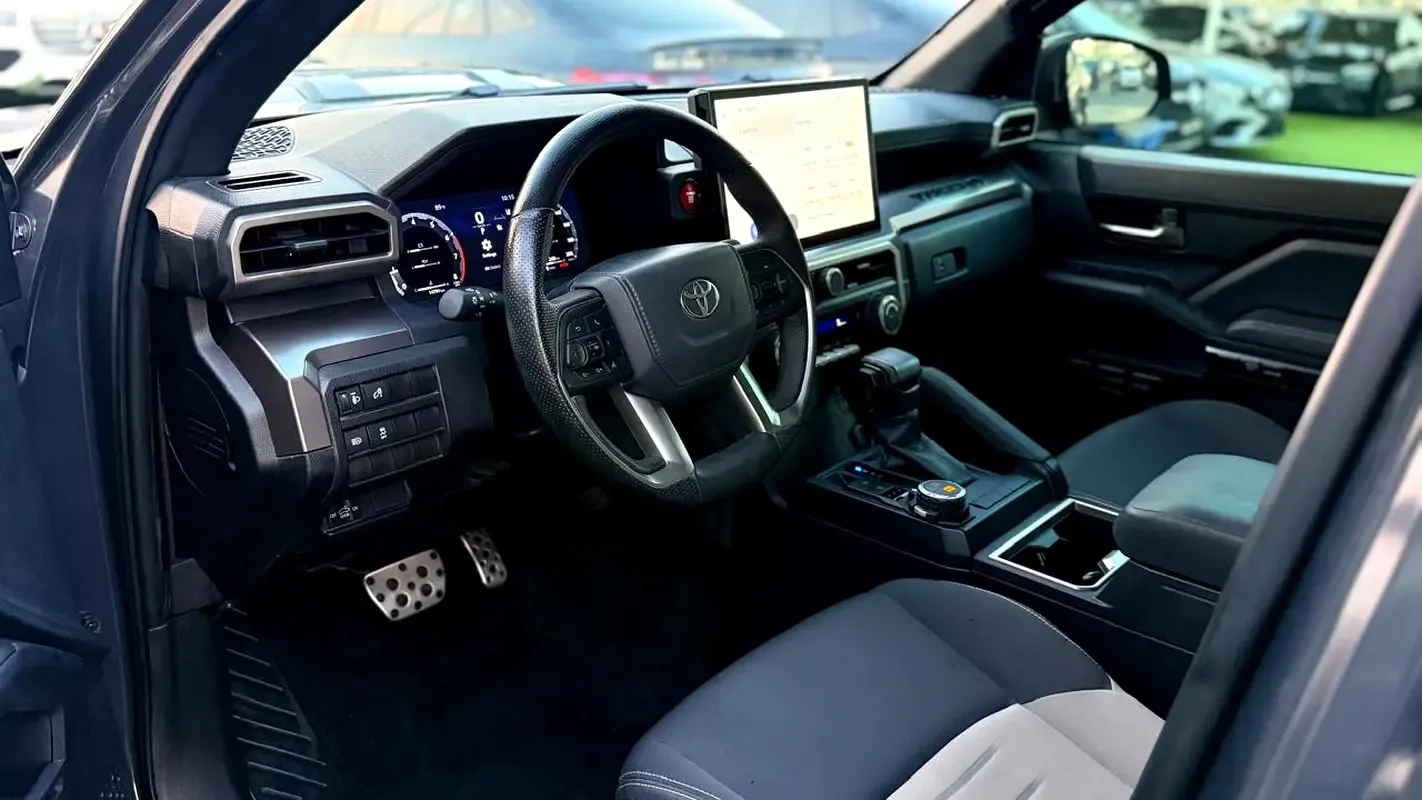 Toyota Tacoma 2.4 MT AWD (270 حصان) - 8