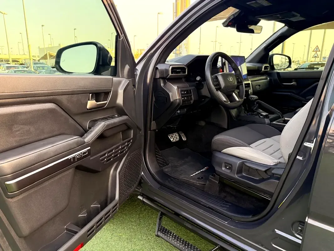 Toyota Tacoma 2.4 MT AWD (270 حصان) - 11