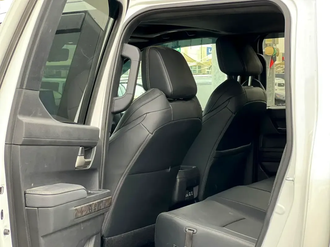 Toyota Tacoma 2.4 MT AWD (270 hp) - 8
