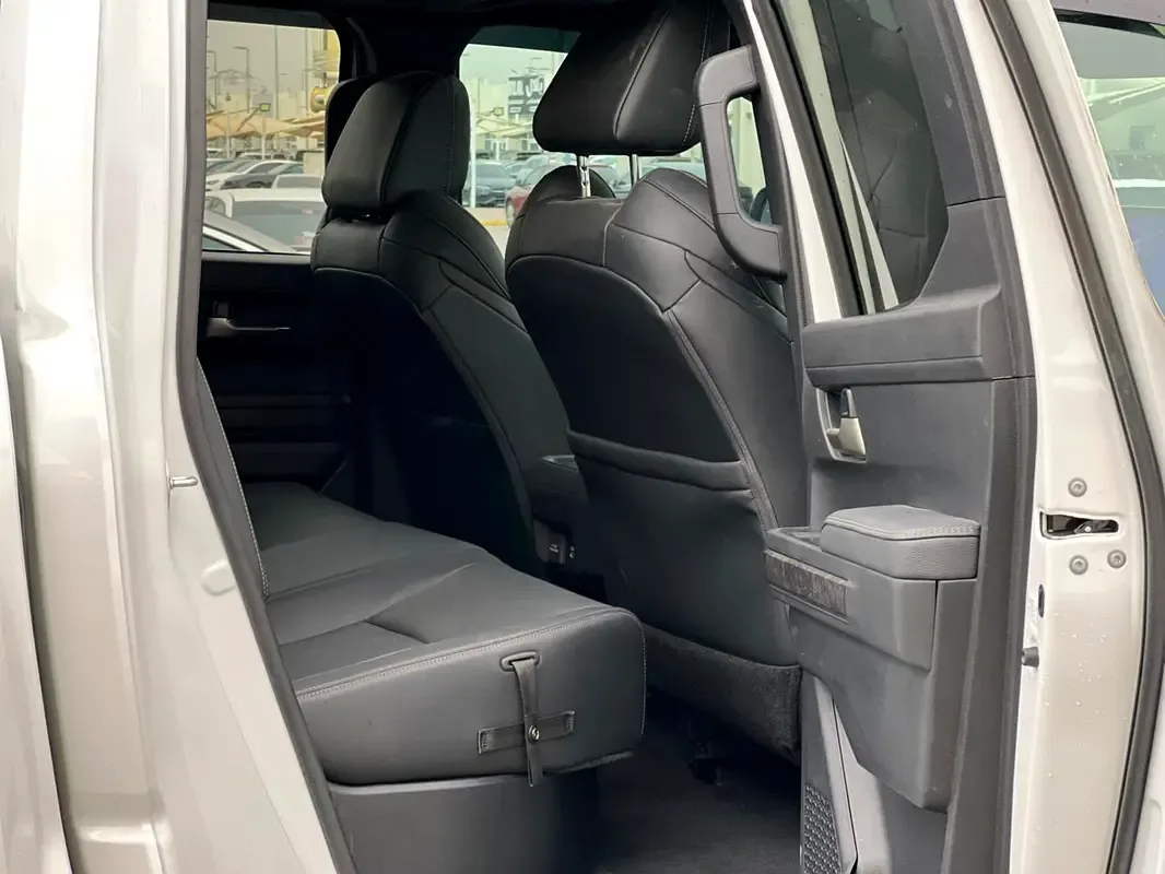 Toyota Tacoma 2.4 MT AWD (270 hp) - 9