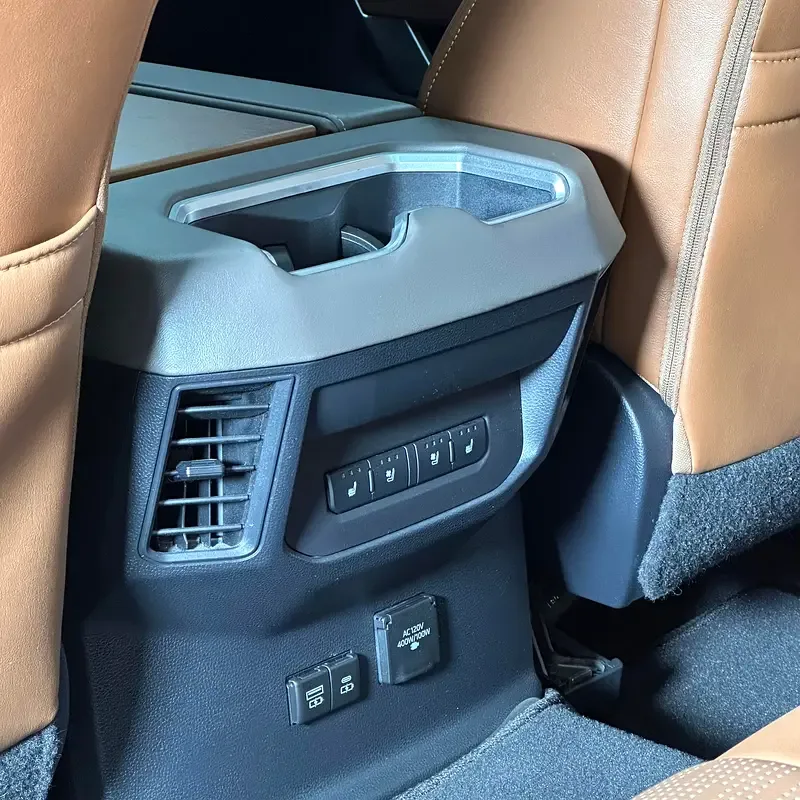 Toyota Tundra 3.4 AT AWD (389 hp) - 14