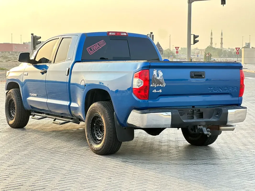 Toyota Tundra 5.7 AT 4WD (381 hp) - 5