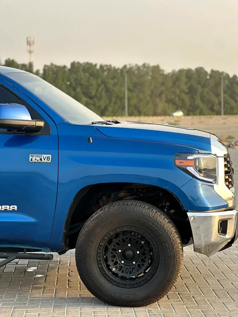 Toyota Tundra 5.7 AT 4WD (381 hp) - 8