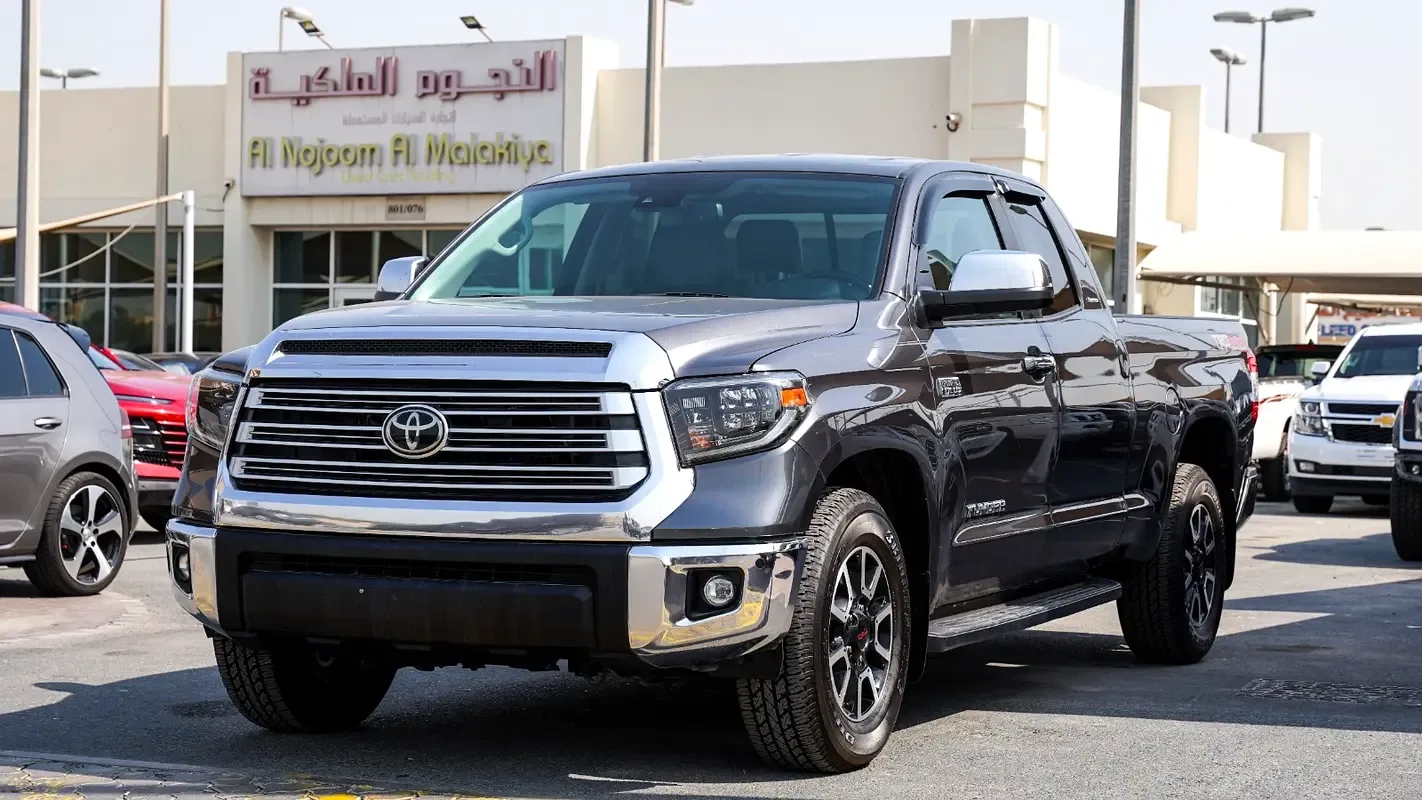 Toyota Tundra 5.7 AT 4WD (381 hp)