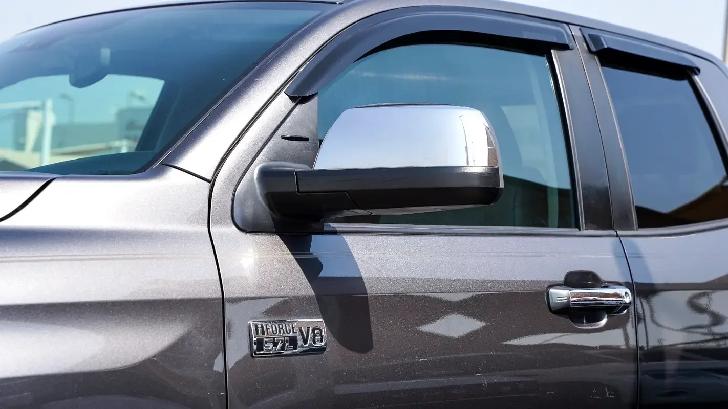 Toyota Tundra 5.7 AT 4WD (381 hp) - 4