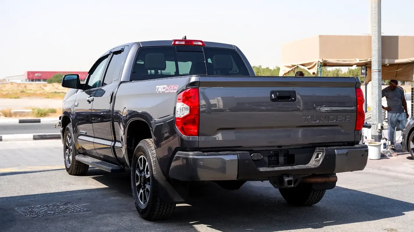 Toyota Tundra 5.7 AT 4WD (381 hp) - 6