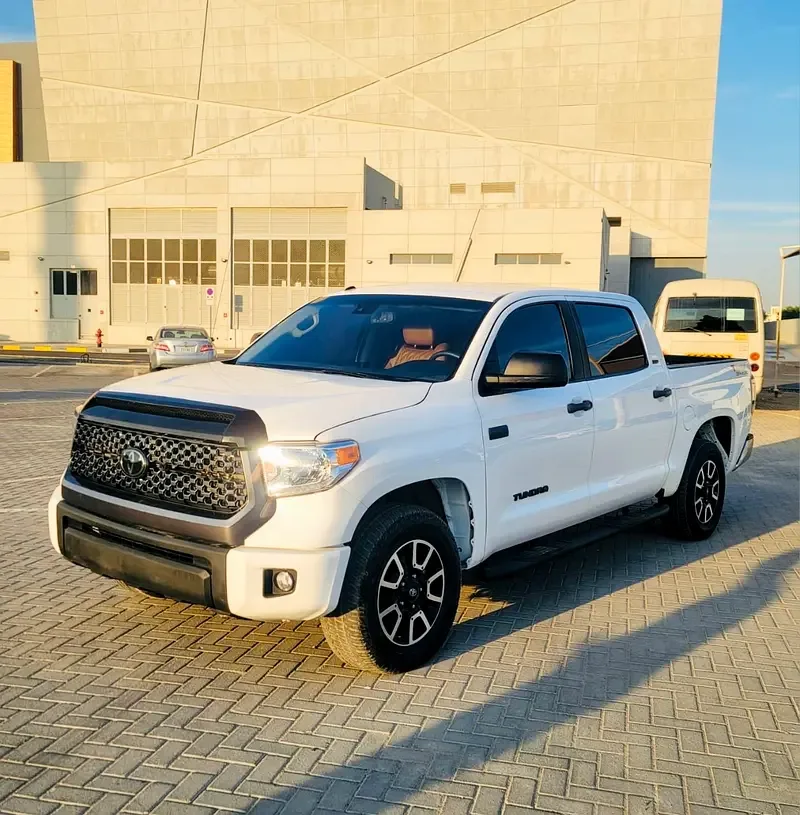 Toyota Tundra 5.7 AT AWD (386 حصان) - 8