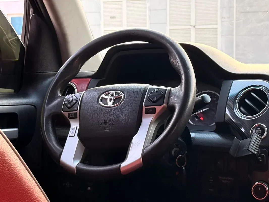 Toyota Tundra 5.7 AT TRD Rock Warrior (381 حصان) - 16