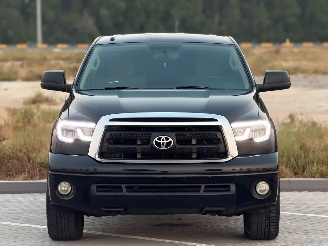 Toyota Tundra 5.7 AT TRD Rock Warrior (381 حصان) - 2