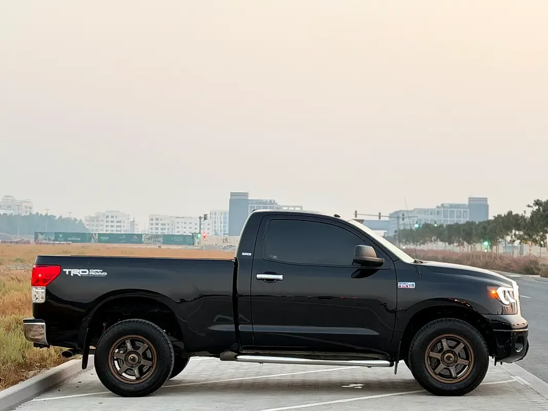 Toyota Tundra 5.7 AT TRD Rock Warrior (381 حصان) - 7