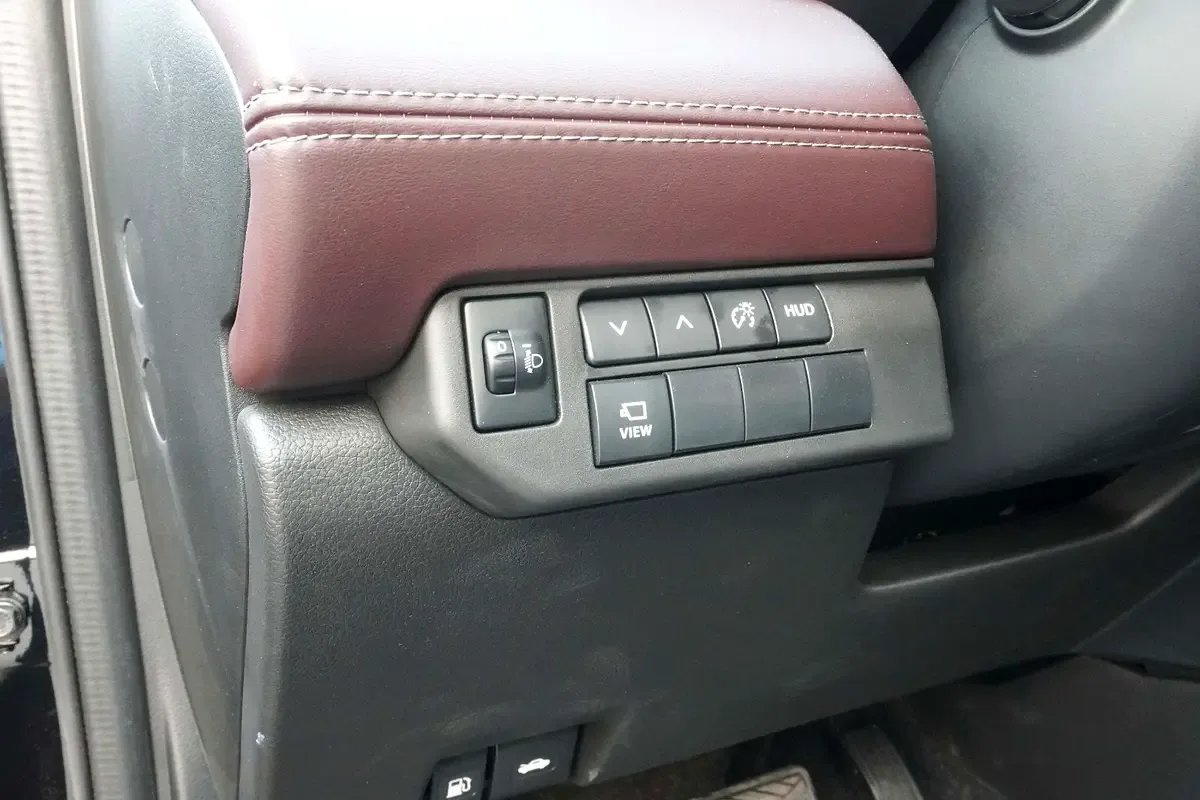 Toyota Urban Cruiser 1.5 AT (103 hp) - 8