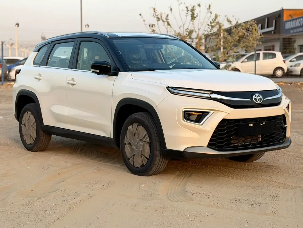 Toyota Urban Cruiser 1.5 AT (105 حصان) - 2