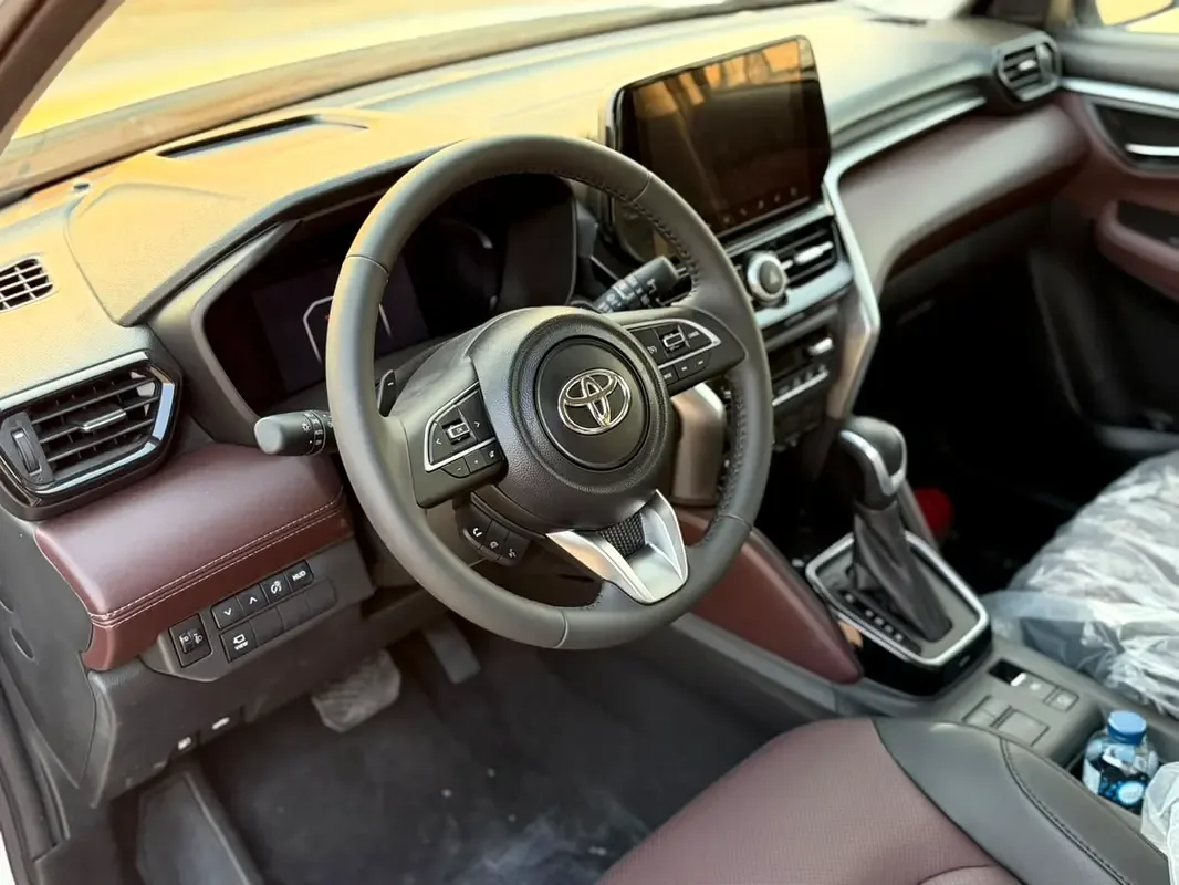 Toyota Urban Cruiser 1.5 AT (105 حصان) - 9