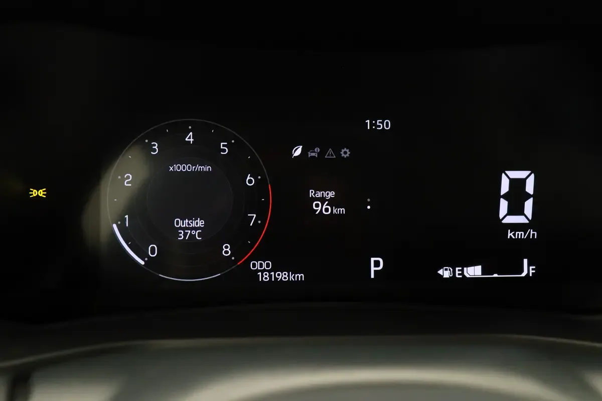Toyota Veloz 1.5 CVT (106 hp) - 9