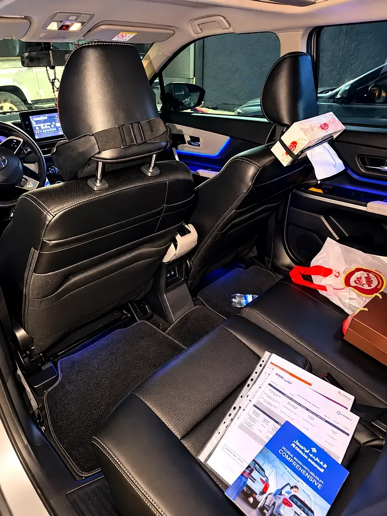 Toyota Veloz 1.5 CVT (106 hp) - 12