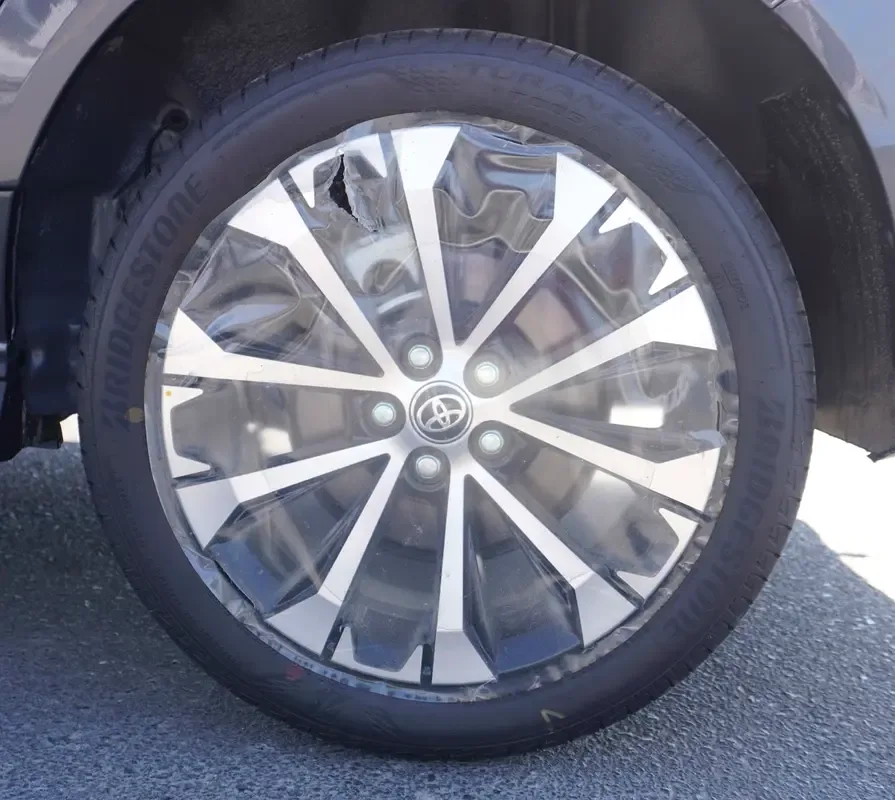 Toyota Veloz 1.5 CVT (106 hp) - 5
