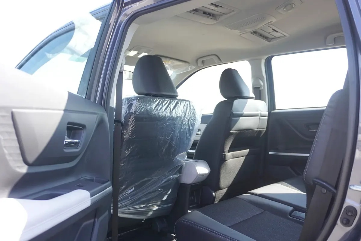 Toyota Veloz 1.5 CVT (106 hp) - 11