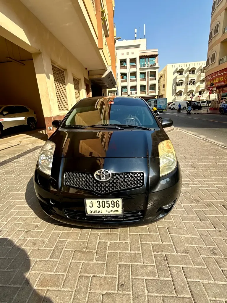 Toyota Yaris 1.0 AT (69 hp)