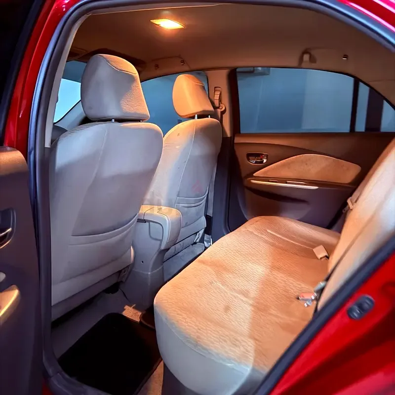 Toyota Yaris 1.5 AT (106 حصان) - 5