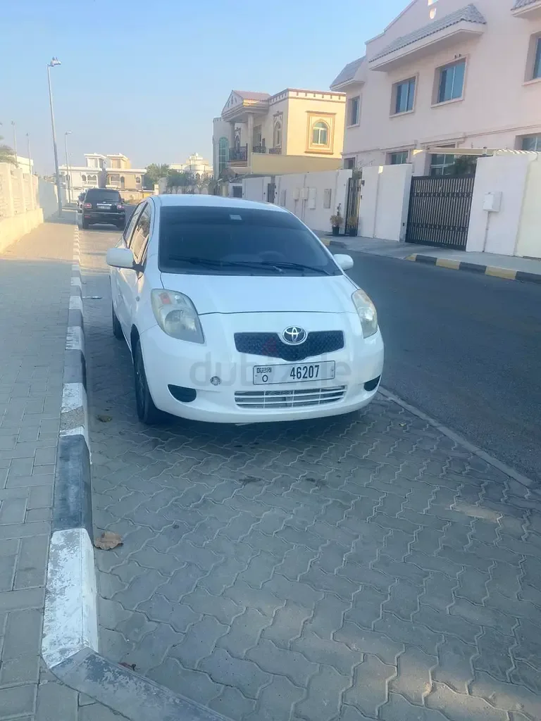 Toyota Yaris 1.5 AT (106 حصان) - 12
