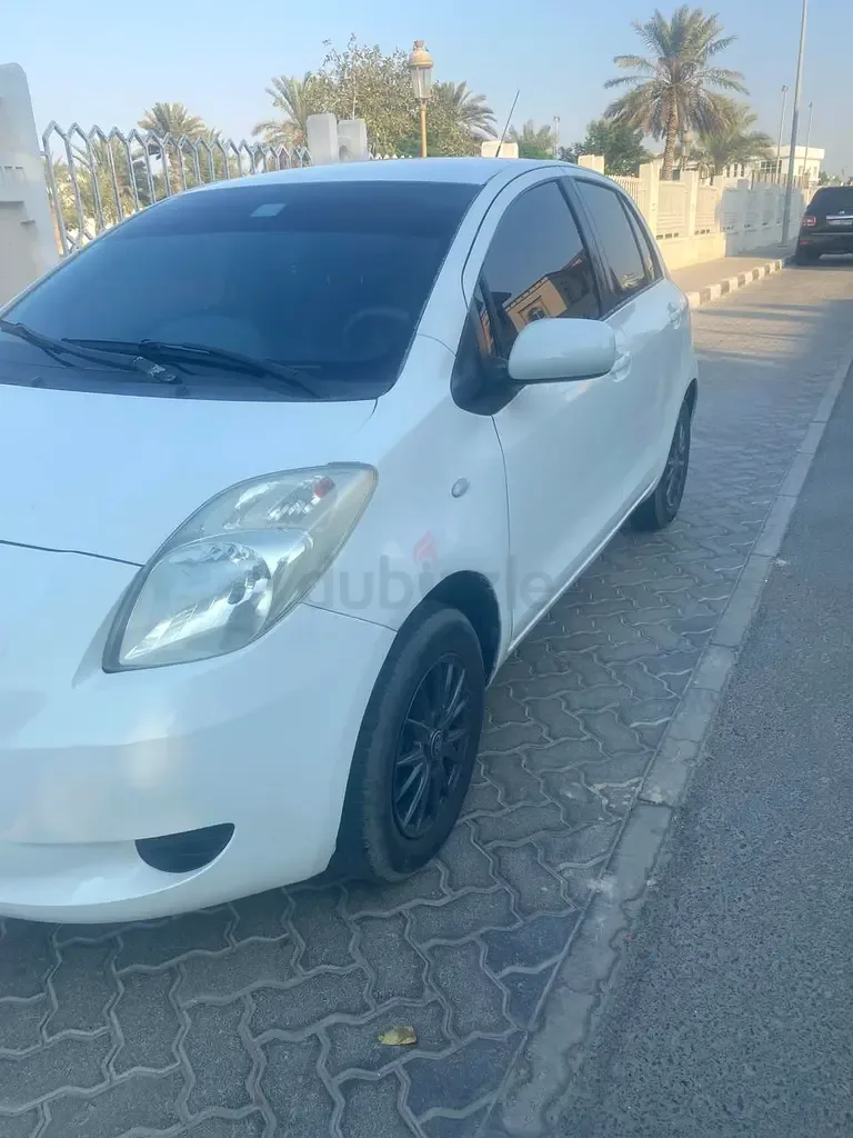 Toyota Yaris 1.5 AT (106 حصان) - 14