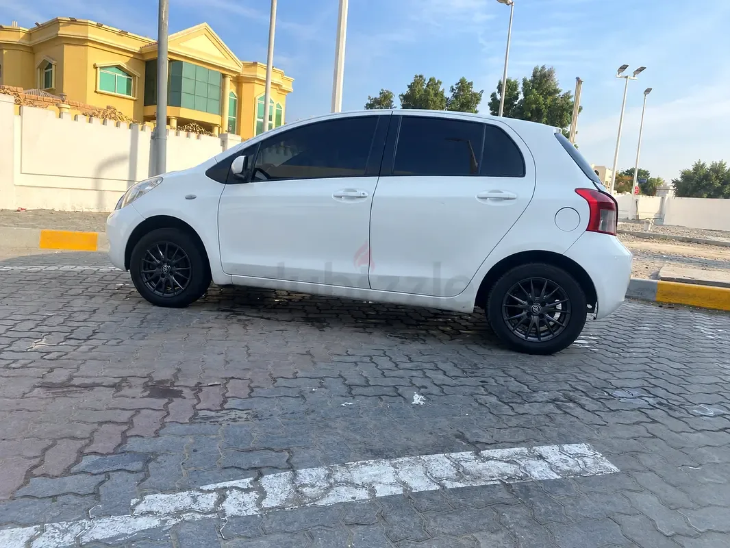 Toyota Yaris 1.5 AT (106 حصان) - 17
