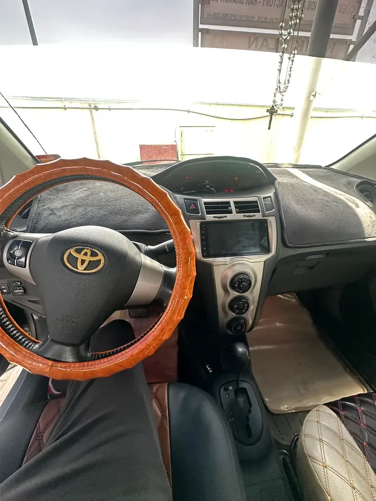 Toyota Yaris 1.5 AT (107 hp)