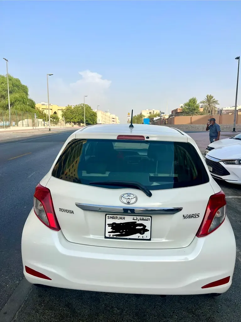 Toyota Yaris 1.5 AT (107 حصان) - 2