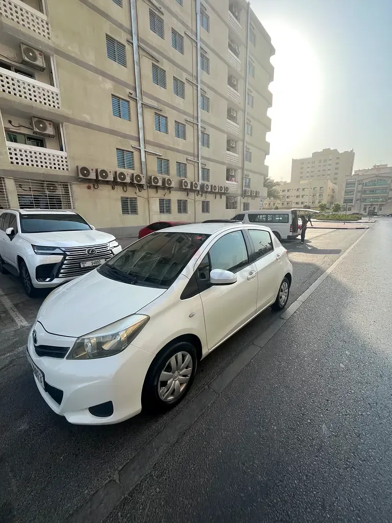 Toyota Yaris 1.5 AT (107 حصان) - 4