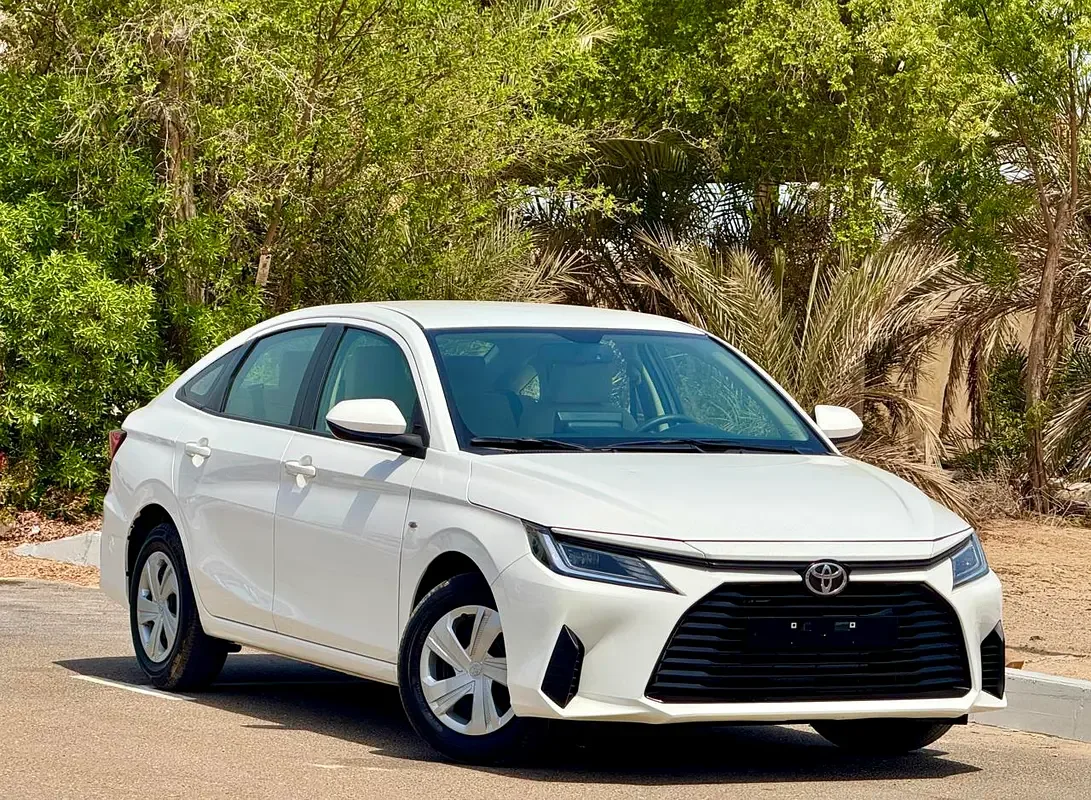 Toyota Yaris 1.5 CVT (105 hp)