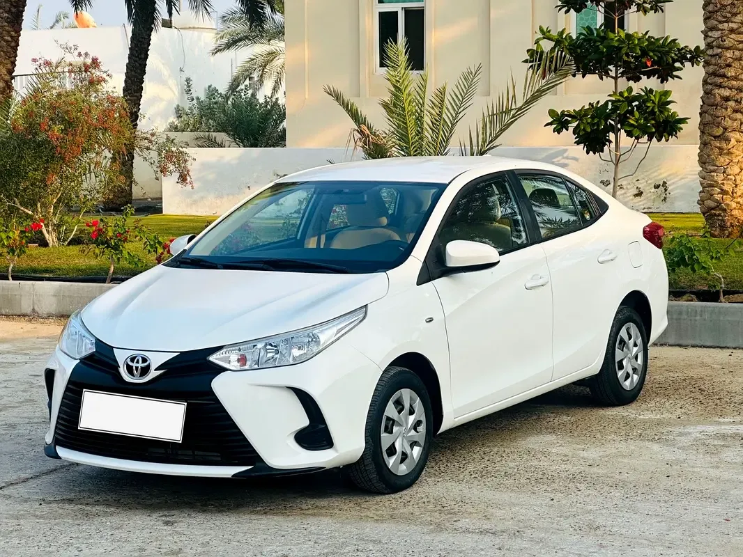Toyota Yaris 1.5 CVT (105 hp)