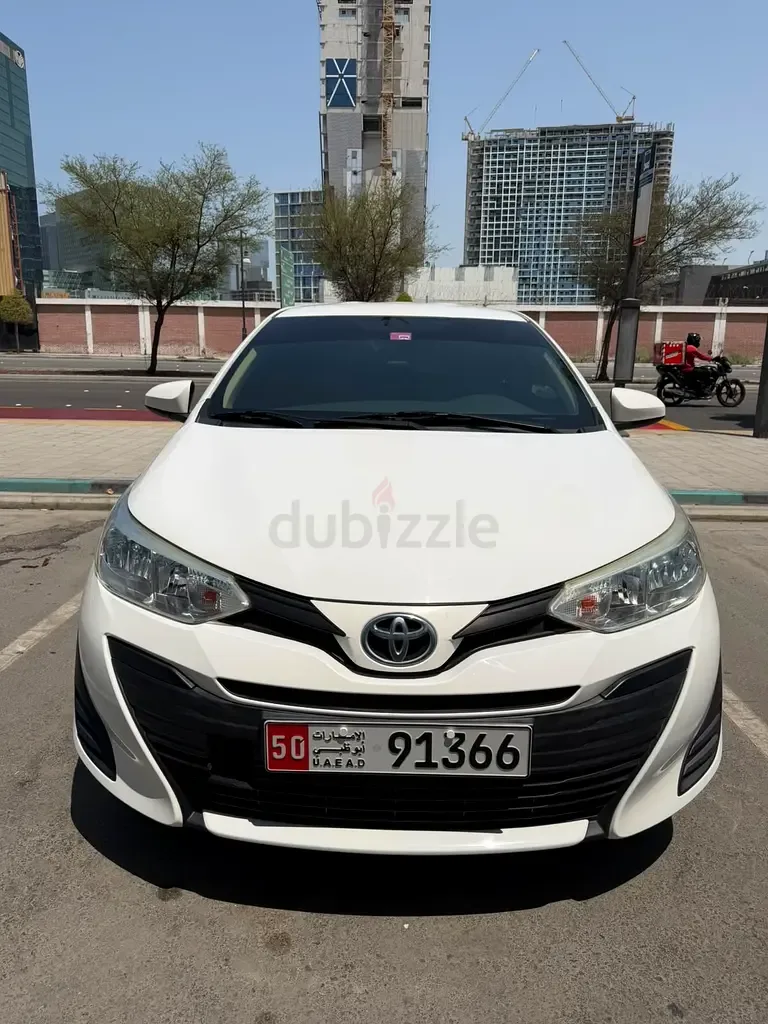Toyota Yaris 1.5 CVT (105 hp)