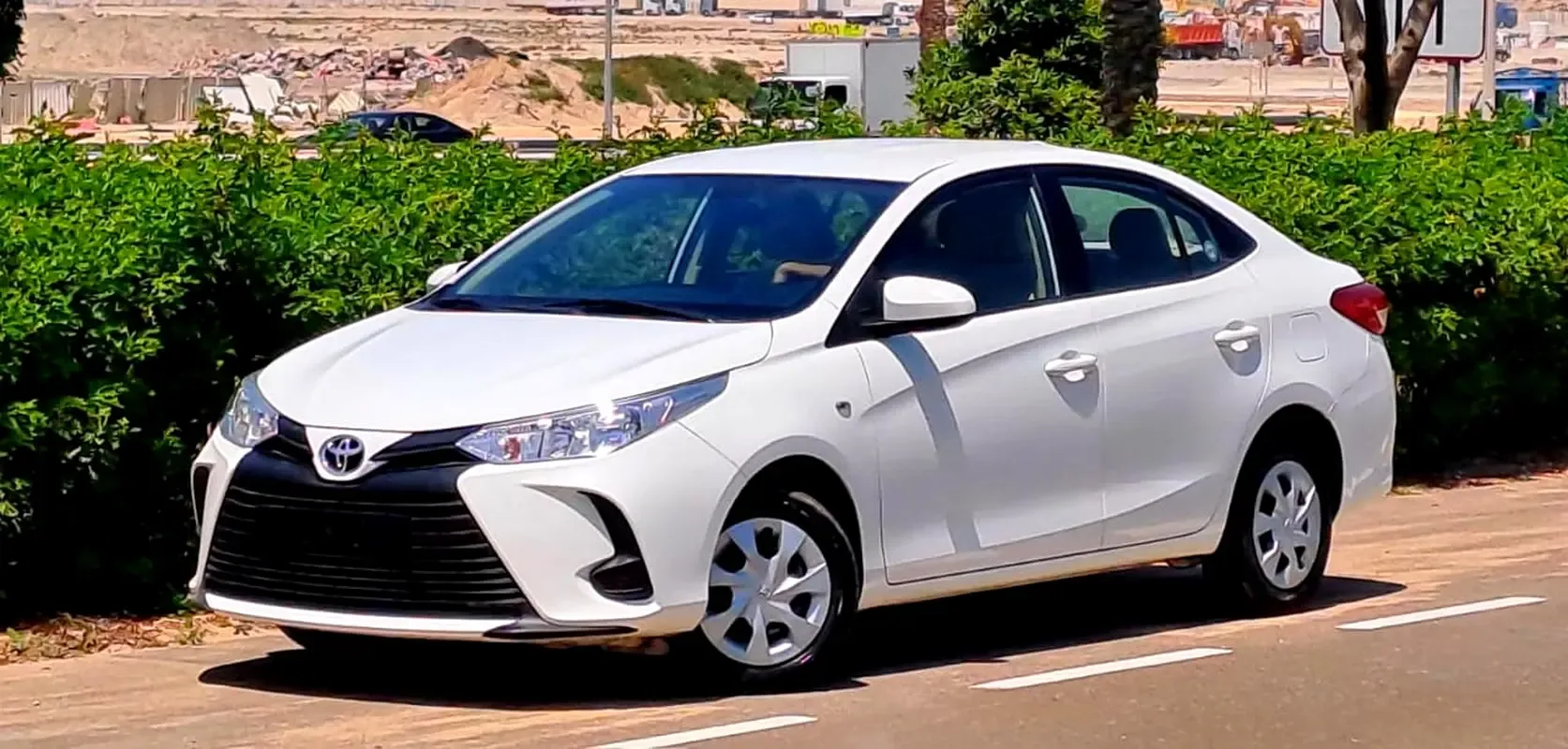 Toyota Yaris 1.5 CVT (105 hp)