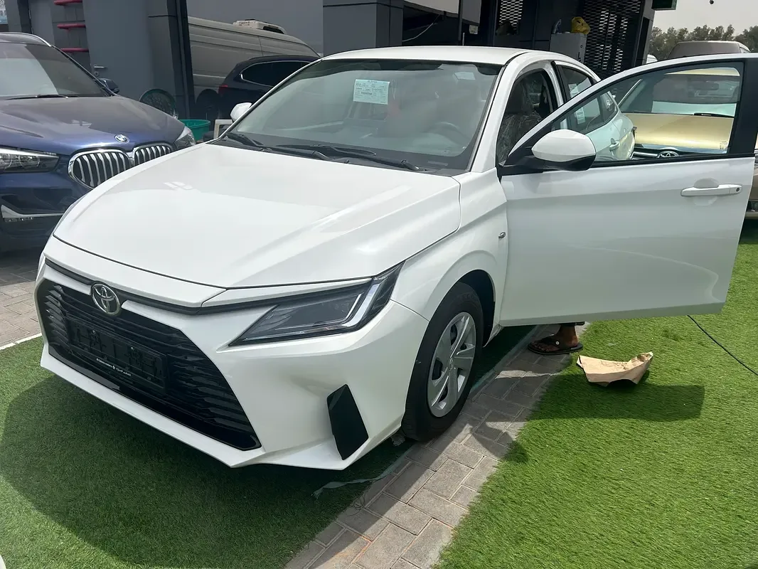 Toyota Yaris 1.5 CVT (105 حصان) - 2