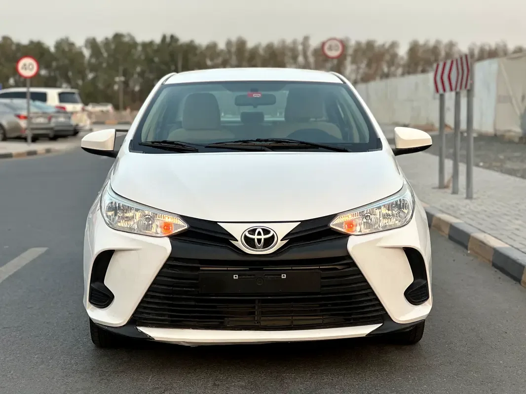 Toyota Yaris 1.5 CVT (105 hp)