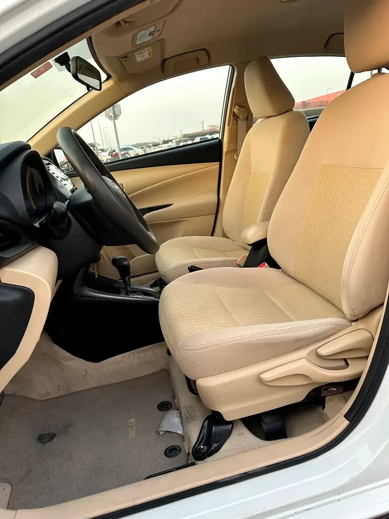 Toyota Yaris 1.5 CVT (105 حصان) - 14