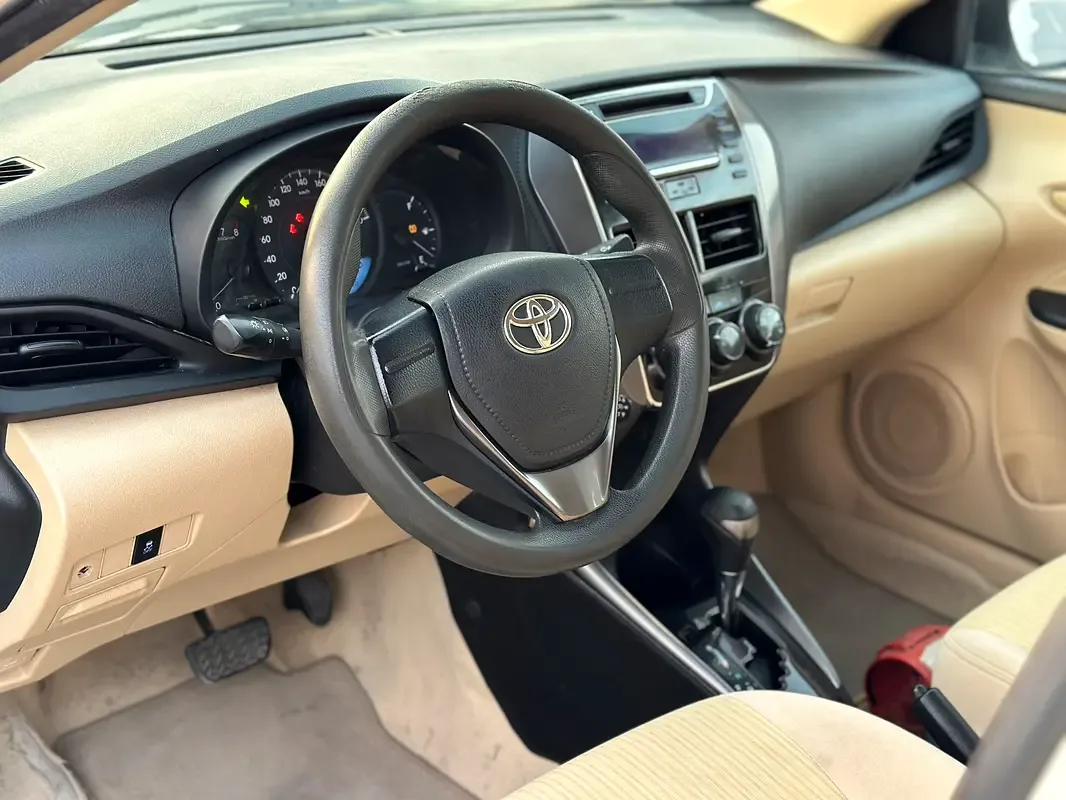 Toyota Yaris 1.5 CVT (105 حصان) - 15