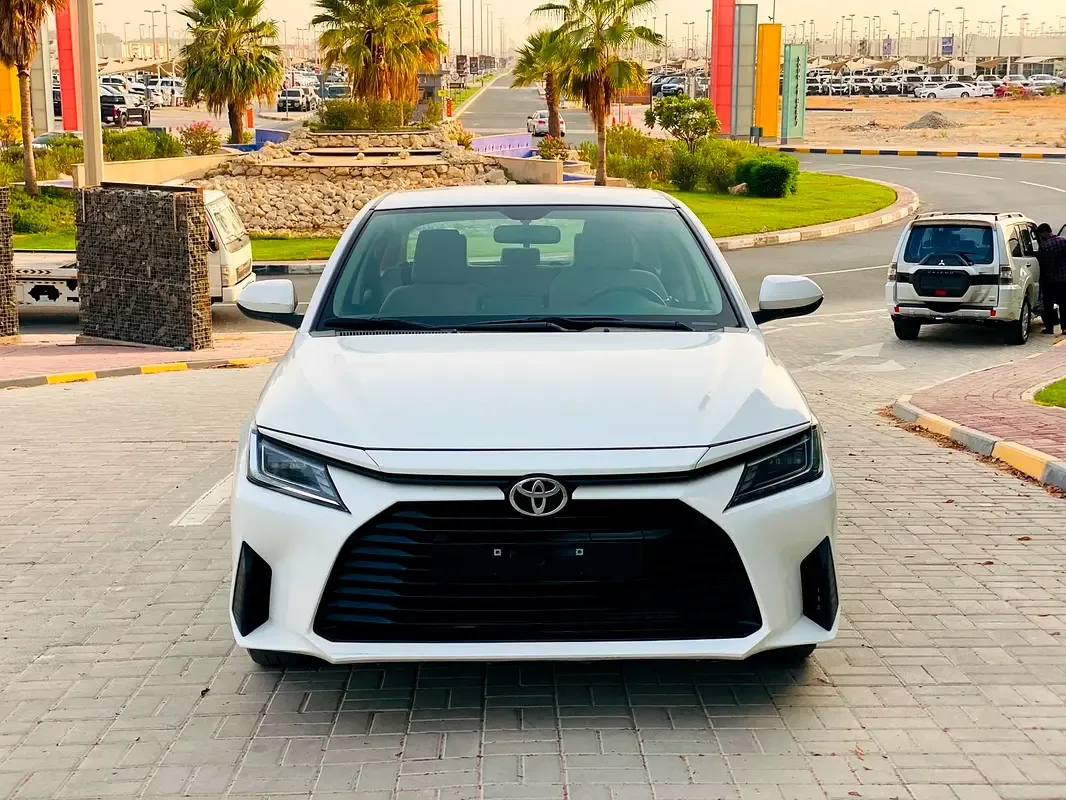 Toyota Yaris 1.5 CVT (105 hp)