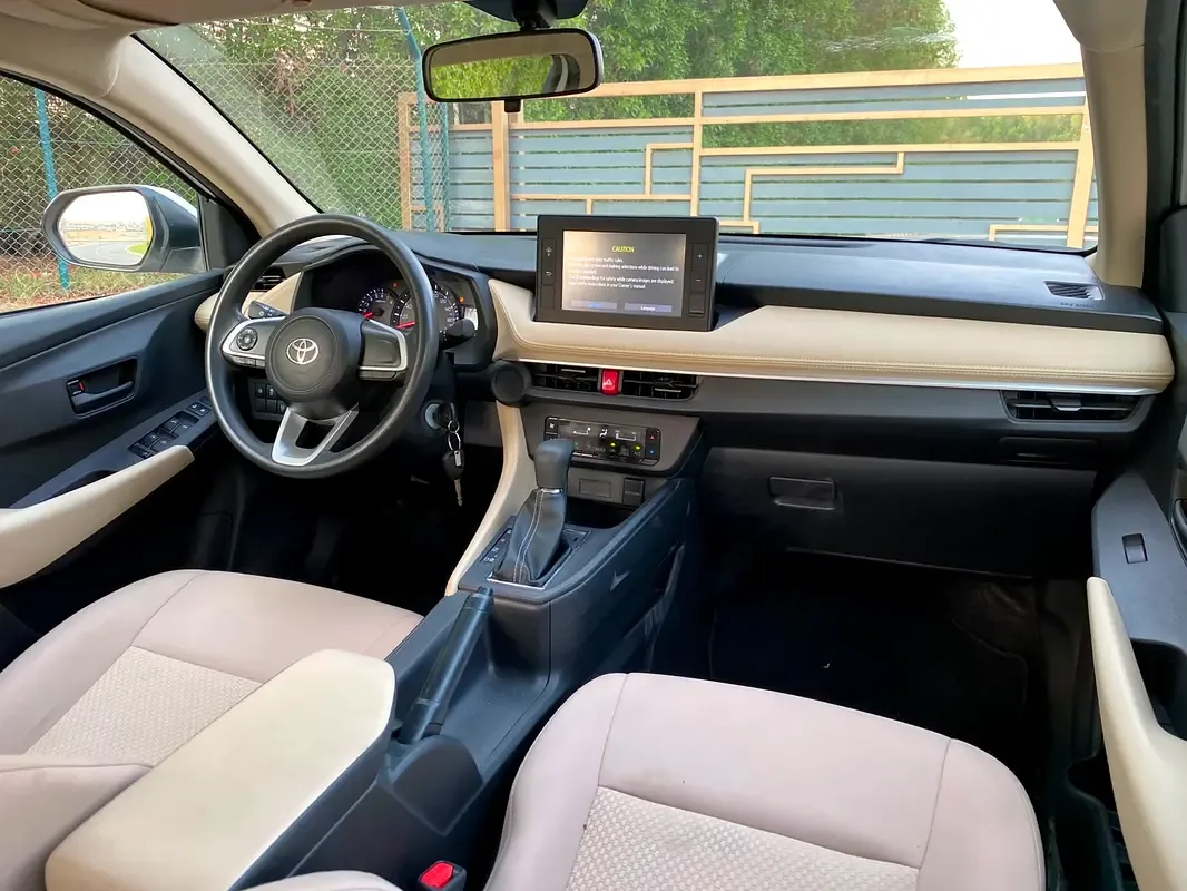 Toyota Yaris 1.5 CVT (105 hp) - 10