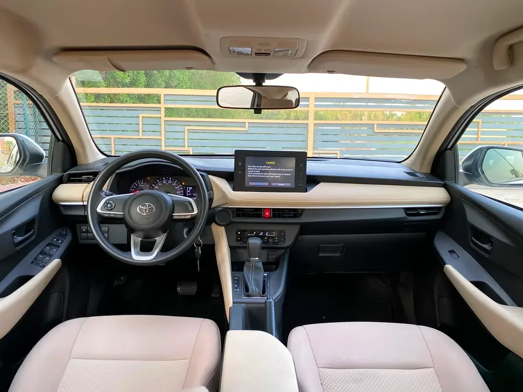 Toyota Yaris 1.5 CVT (105 hp) - 11