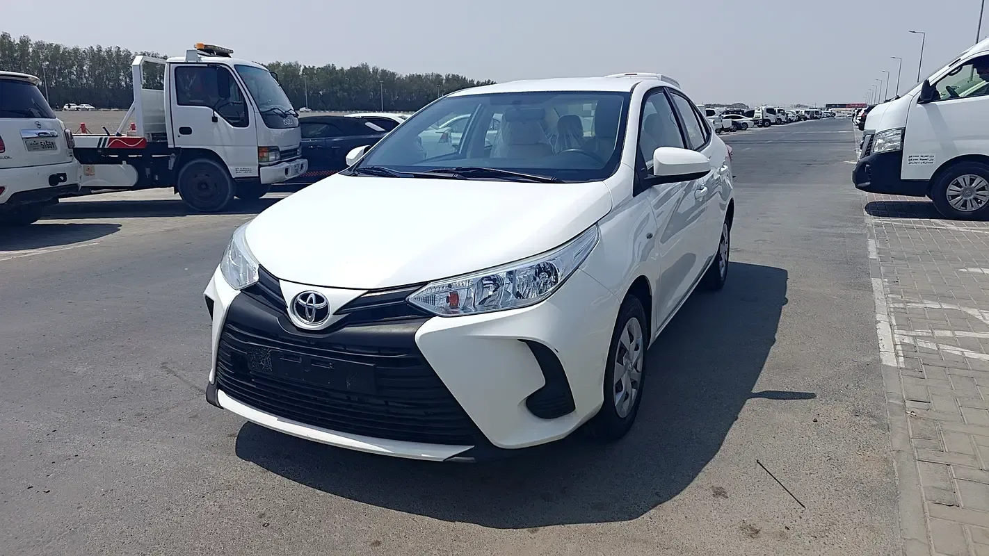 Toyota Yaris 1.5 CVT (105 hp)
