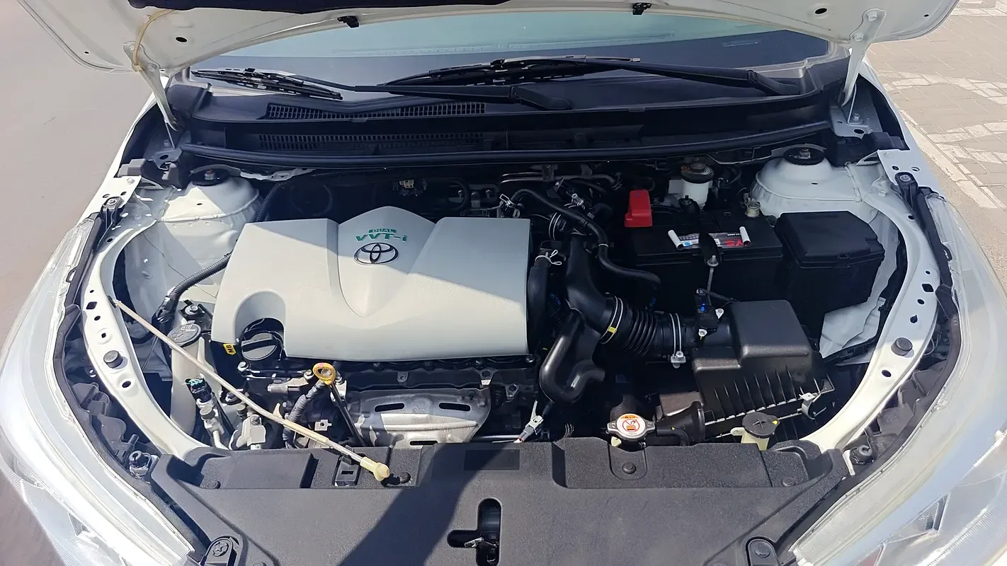 Toyota Yaris 1.5 CVT (105 حصان) - 18