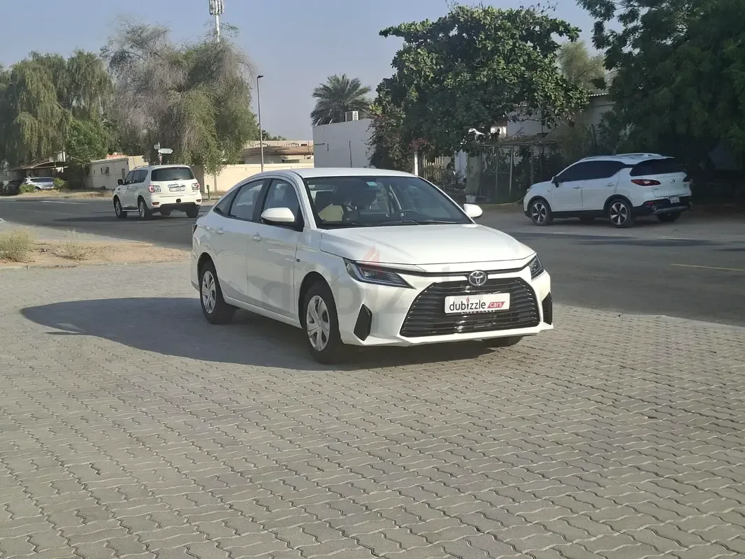 Toyota Yaris 1.5 CVT (105 hp)
