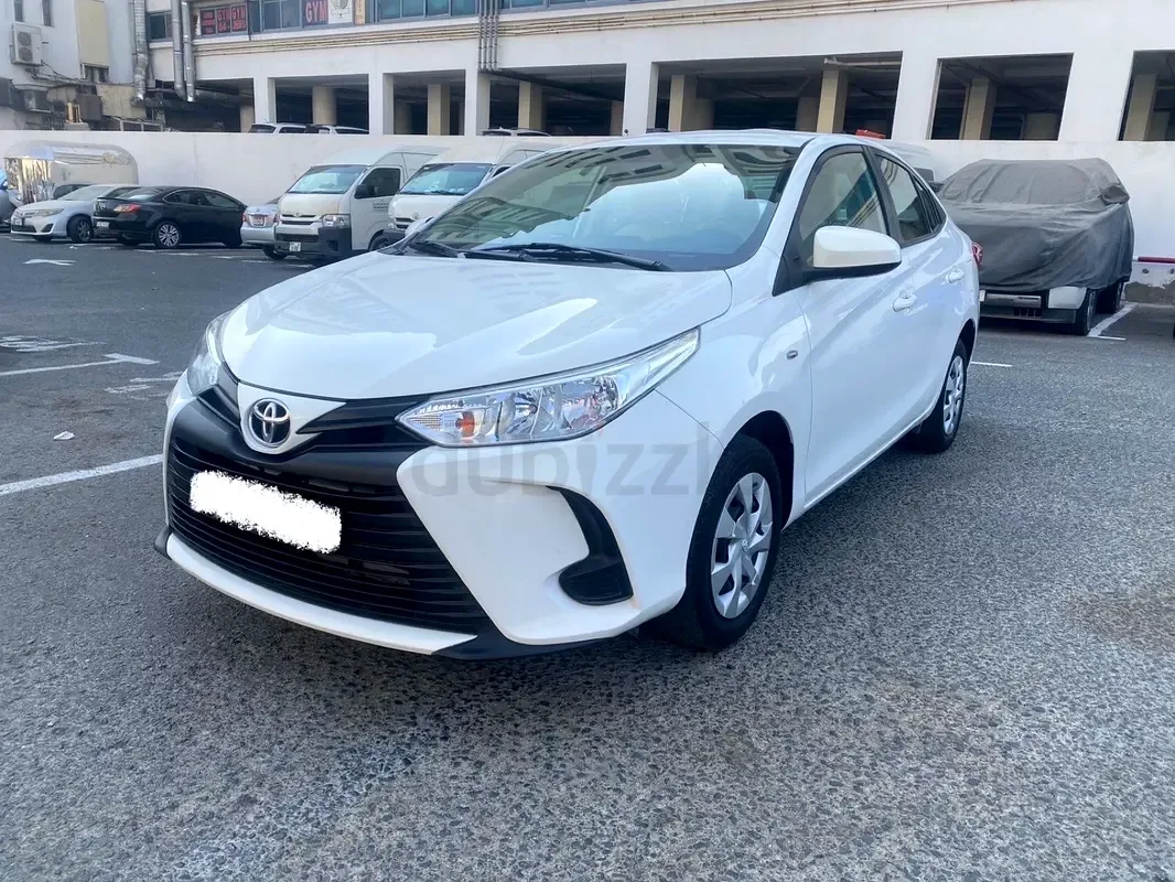 Toyota Yaris 1.5 CVT (105 hp)