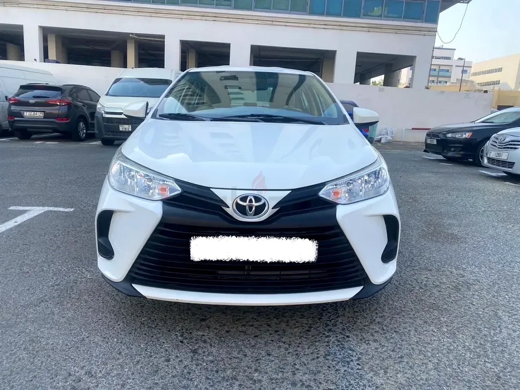Toyota Yaris 1.5 CVT (105 حصان) - 3