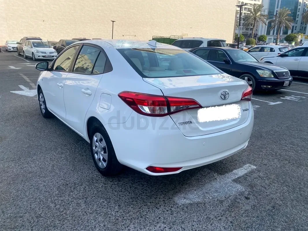 Toyota Yaris 1.5 CVT (105 حصان) - 9