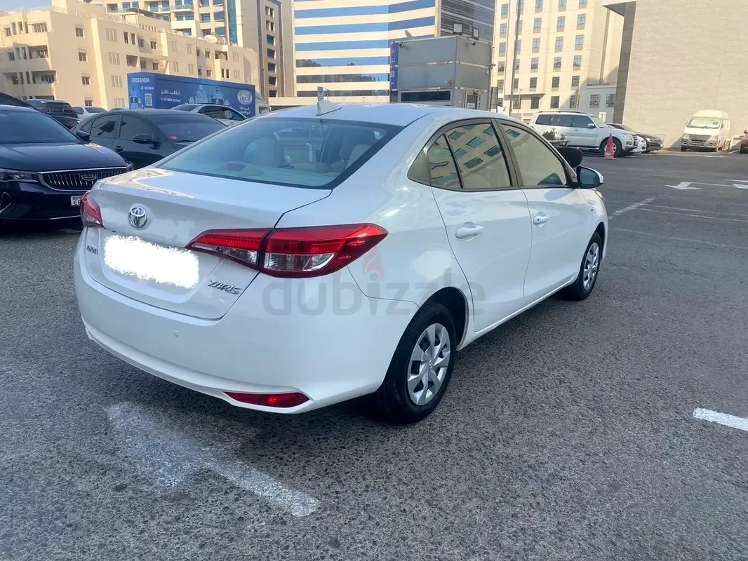 Toyota Yaris 1.5 CVT (105 حصان) - 10