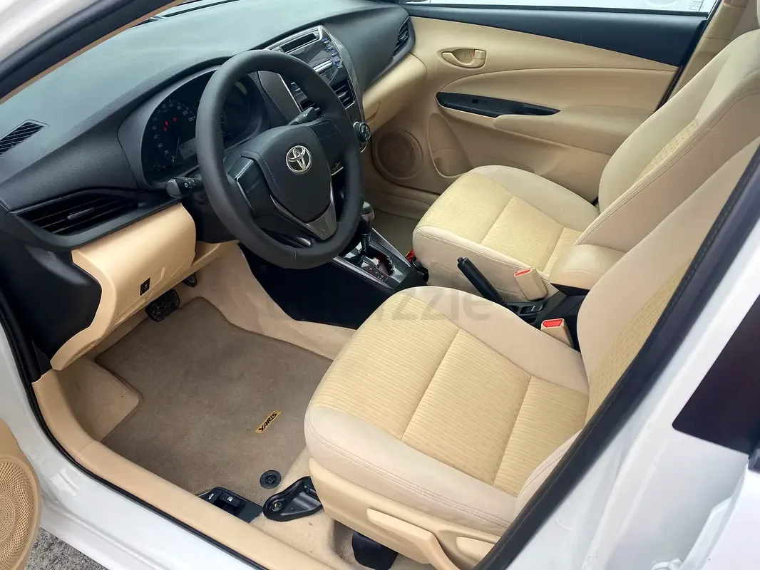 Toyota Yaris 1.5 CVT (105 حصان) - 11