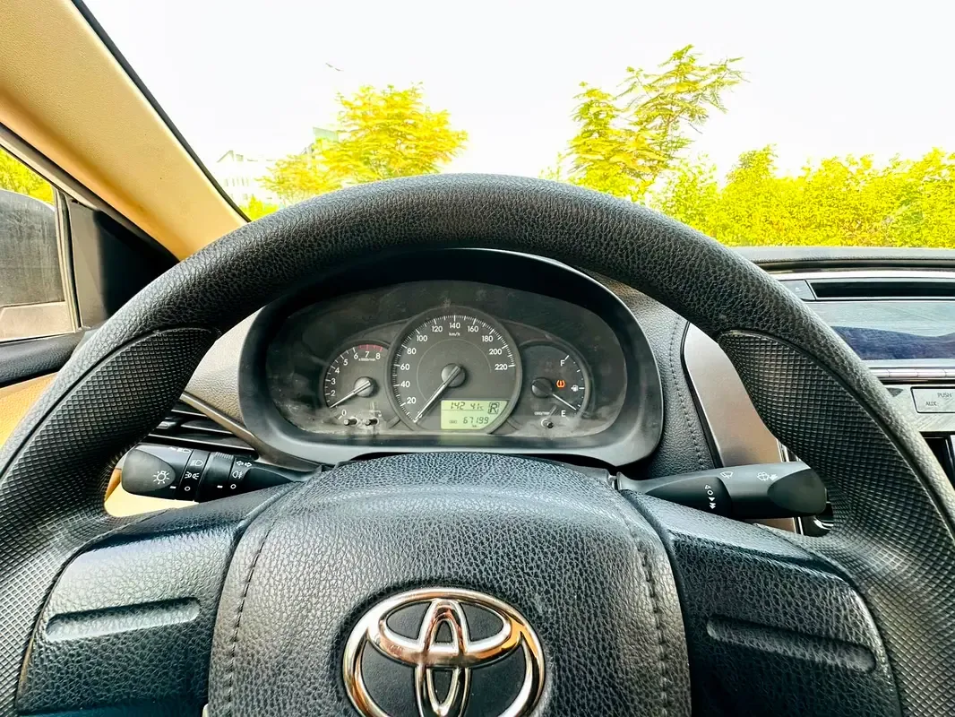 Toyota Yaris 1.5 CVT (105 حصان) - 4