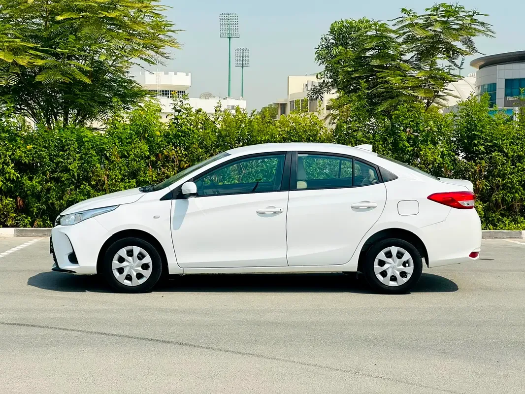 Toyota Yaris 1.5 CVT (105 حصان) - 16